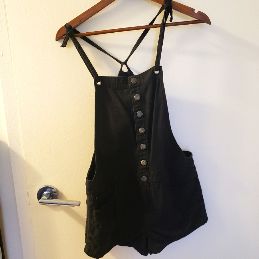 AE Shortall / romper, S